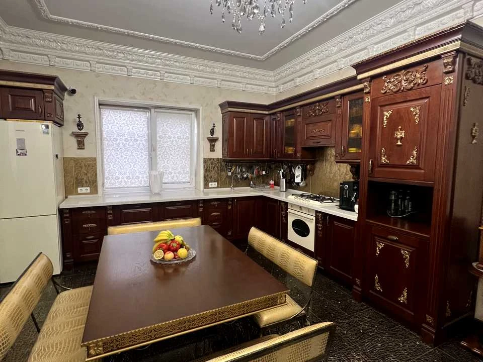 Будинок. Бровари, Прилуцька вул.