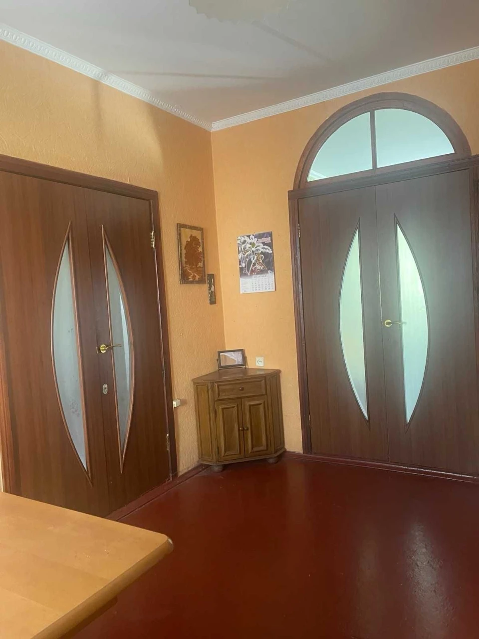 Продам будинок в районі Прокуратури. В гарному місті Бровари