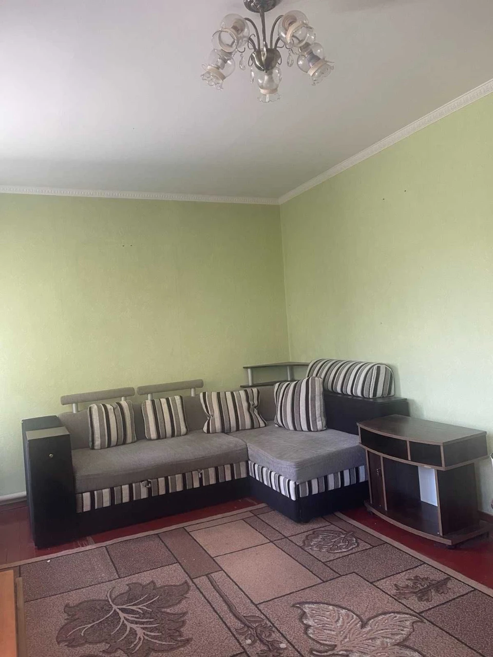 Продам будинок в районі Прокуратури. В гарному місті Бровари