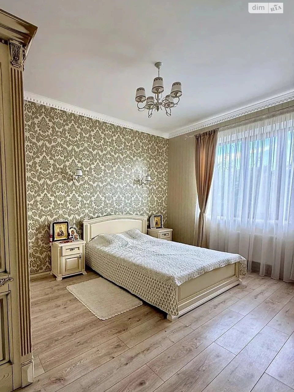 Продаж Дім