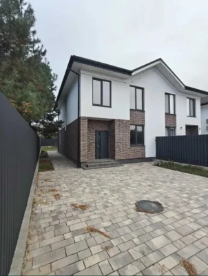 Продаж елітного дуплекса, Сади вул. Чубинського, Бровари