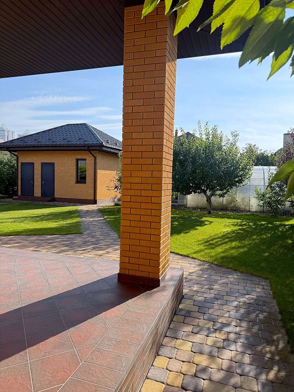 Продається автономний будинок 164 м², 10 соток, район "Сади/