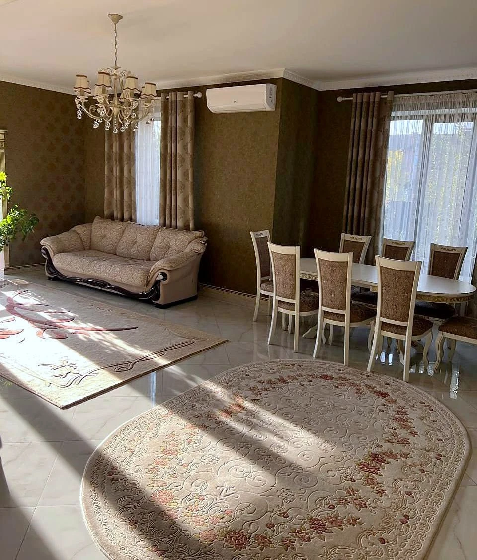 Продається автономний будинок 164 м², 10 соток, район "Сади/
