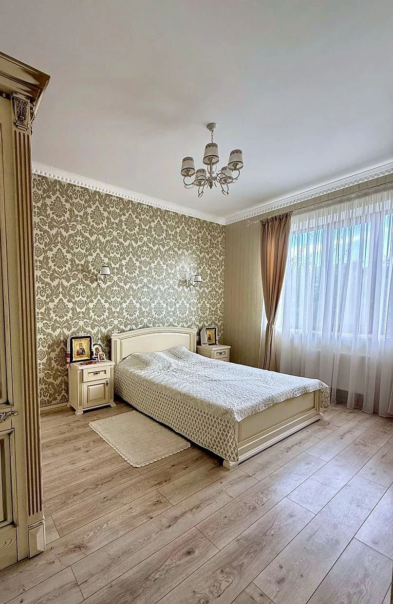 Продається автономний будинок 164 м², 10 соток, район "Сади/