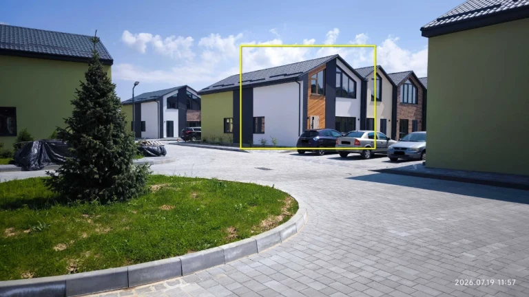 Терміново! Продаж двоповерхового таунхаусу (сітіхаус) 77 м²