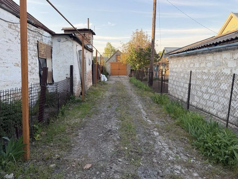Продам дом в днепровском районе.