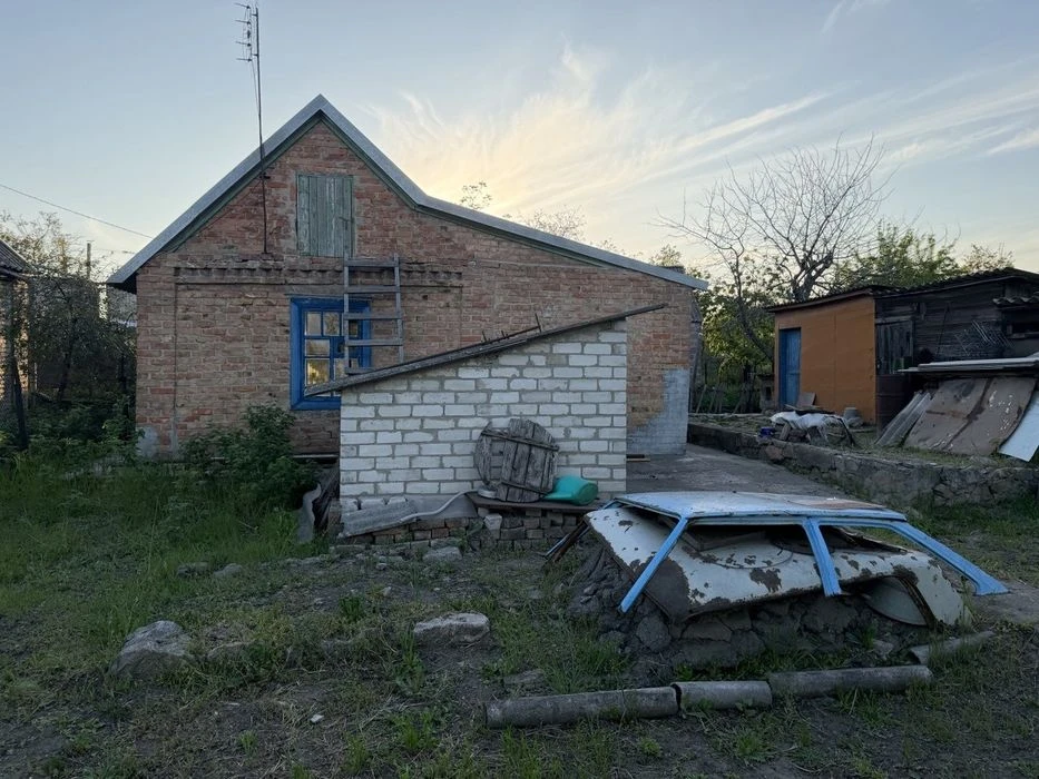 Продам дом в днепровском районе.