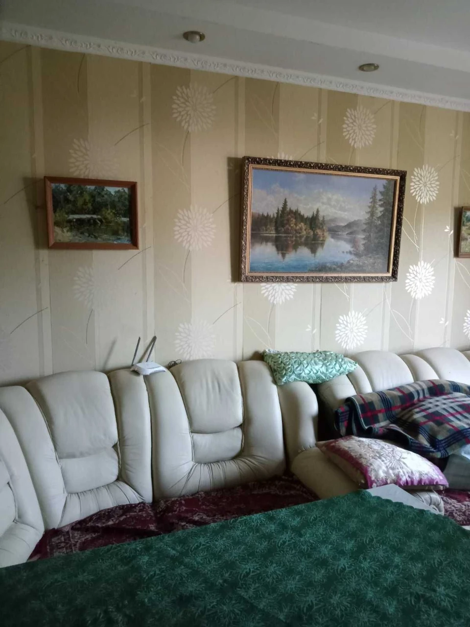 Продам будинок 138м в районі Прокуратури , в місті Бровари.
