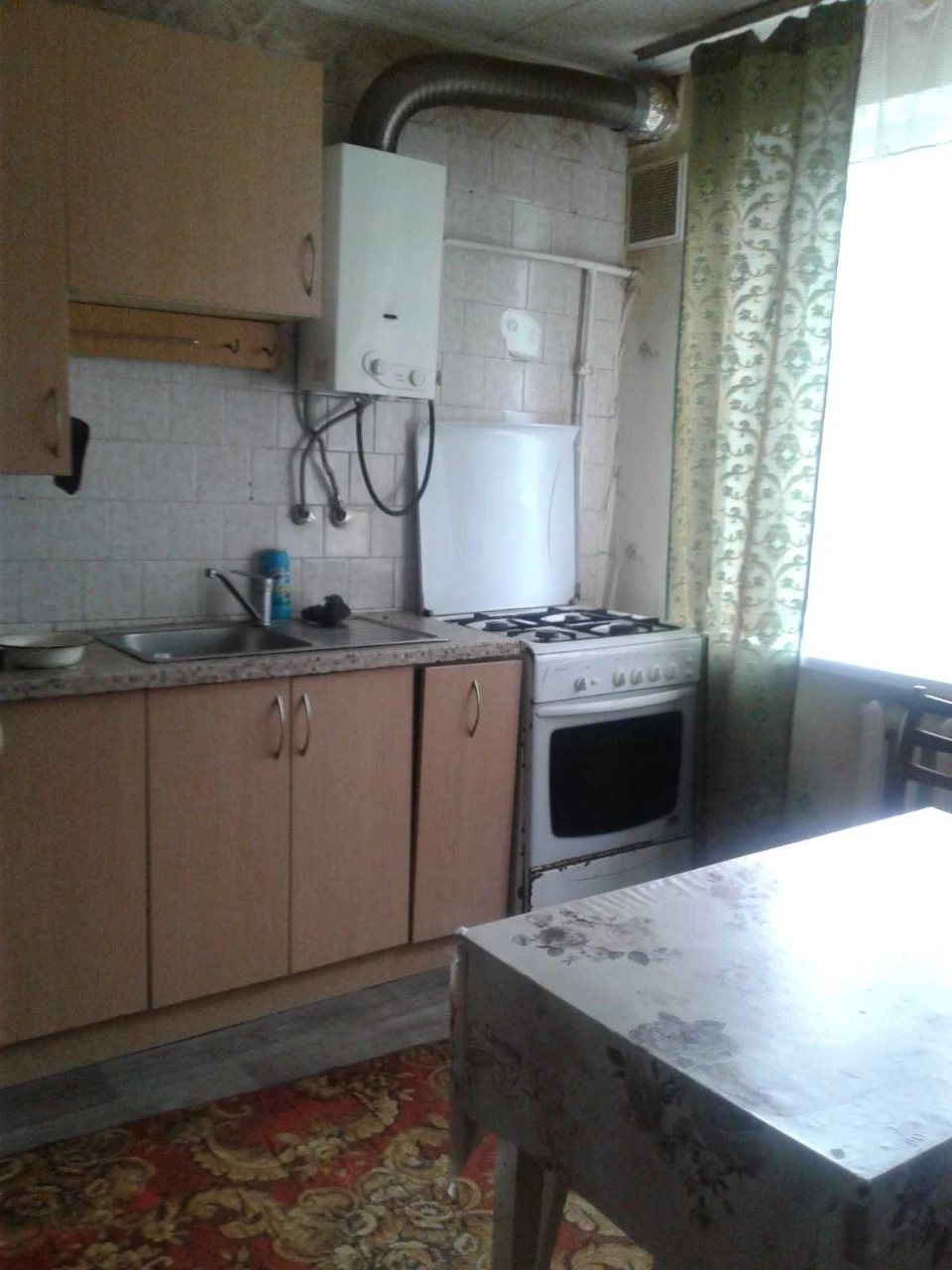 Продам будинок 138м в районі Прокуратури , в місті Бровари.