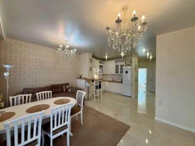 Modern townhouse with 4 rooms and renovated – new condition