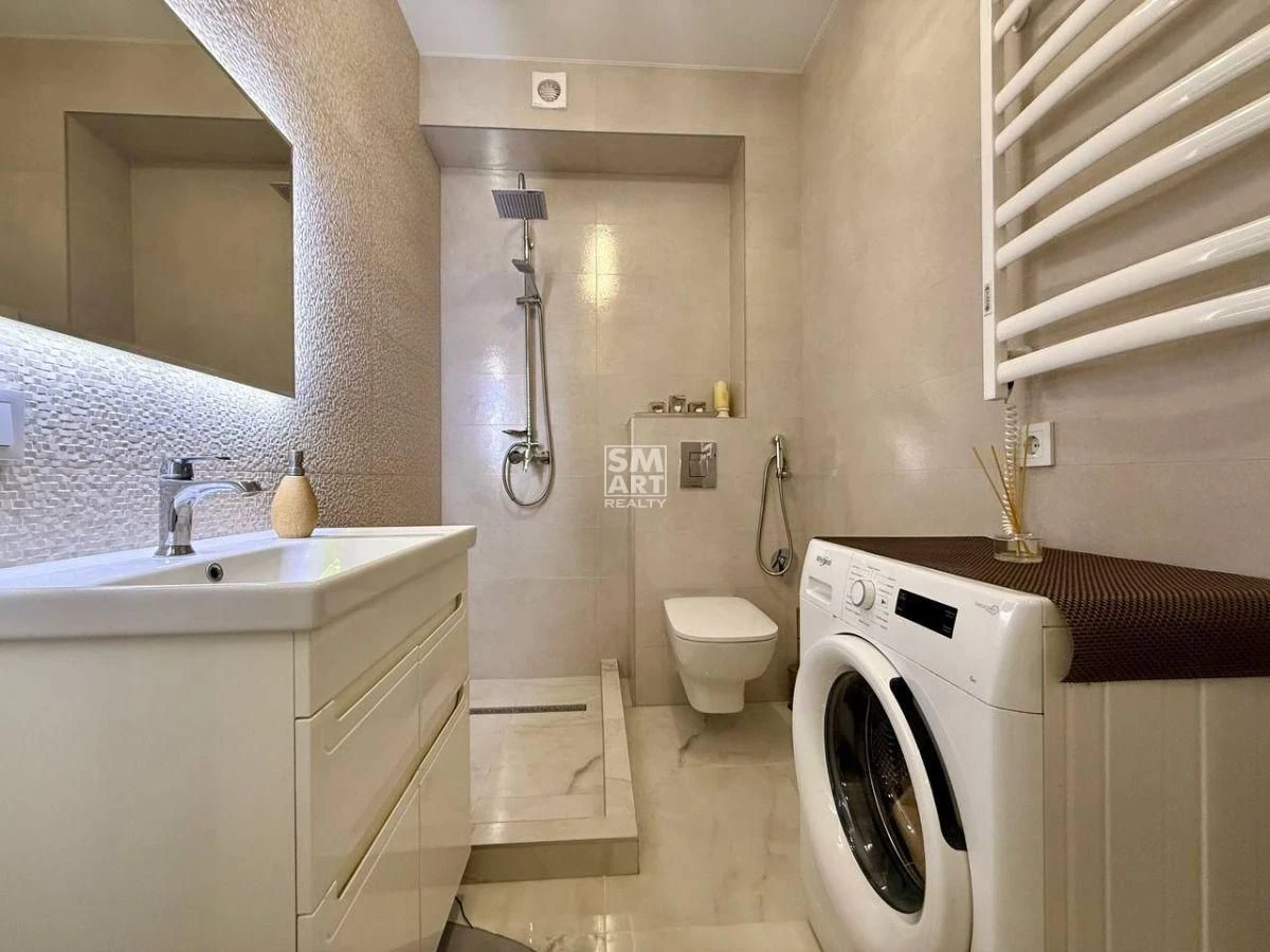 Modern townhouse with 4 rooms and renovated – new condition