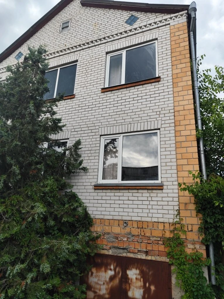 Продається  БУДИНОК, м. Бровари, Зелена галявина. Власник. Б