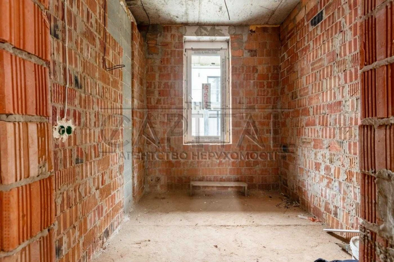 Сучасний будинок преміум-класу 400 м² з басейном та панорамн