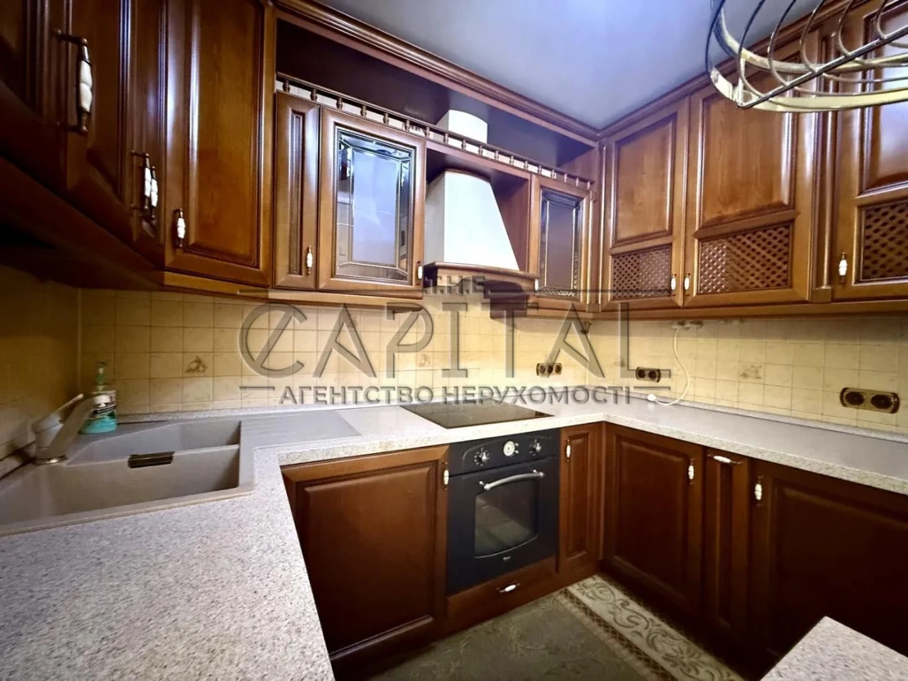 продаж будинок в м. Броварах