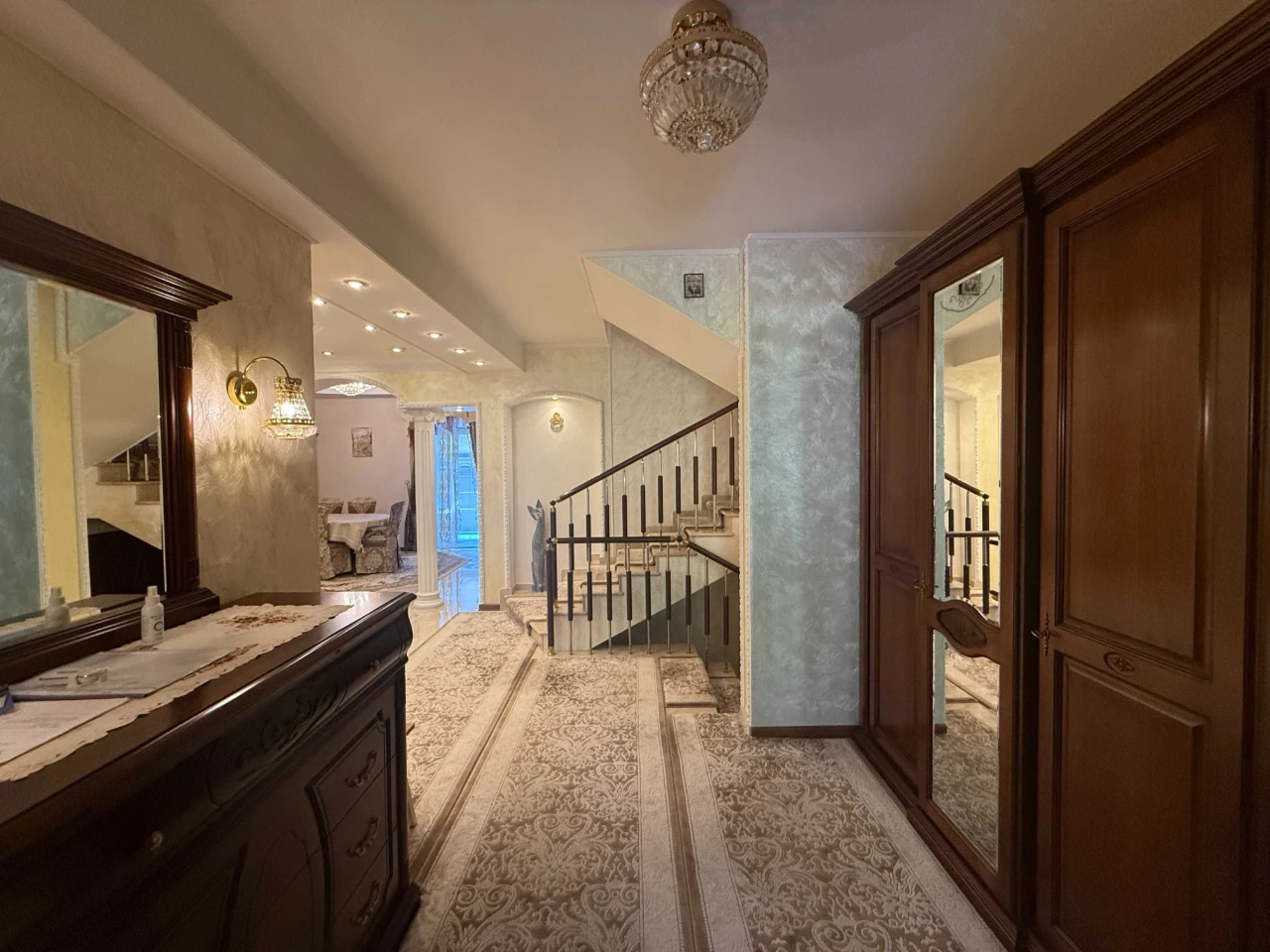 Торг. Від Власника. Продаж розкішного маєтку 537 м²  12 сото