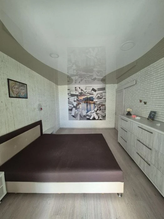 Spectacular apartment with major renovation.