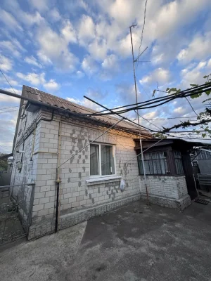 Продам будинок частину (окремий по документам) на Розвилці б