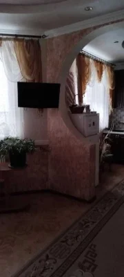 Продаю будинок (дуплекс)
