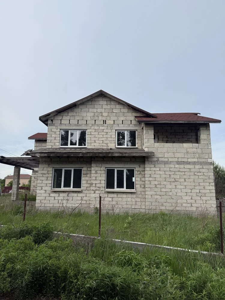 Продам власний будинок 240м2