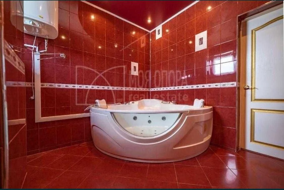 продажу будинку в Броварах