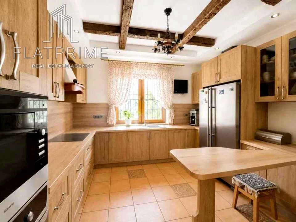 Будинок. Бровари, Підлісна вул.