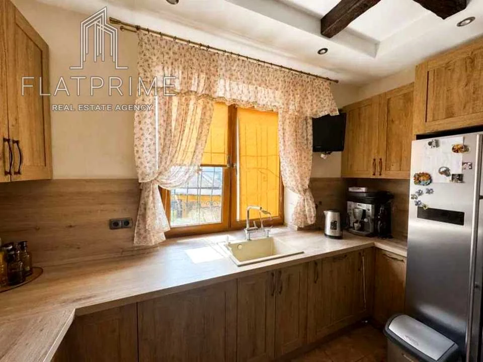 Будинок. Бровари, Підлісна вул.
