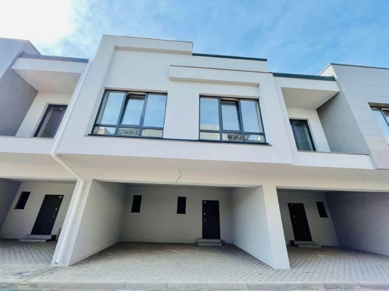 Продаж будинку зелена поляна 2