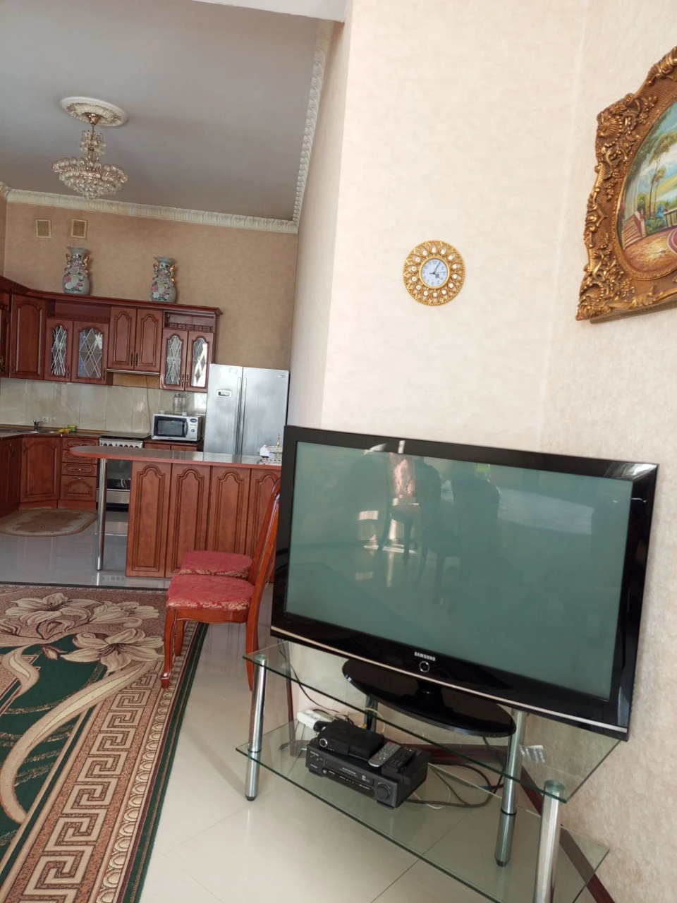 Продається великий будинок для великої сім'ї