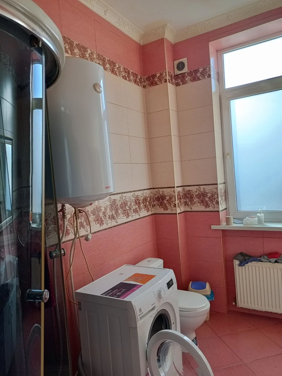 Продається великий будинок для великої сім'ї