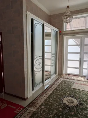 Продається великий будинок для великої сім'ї