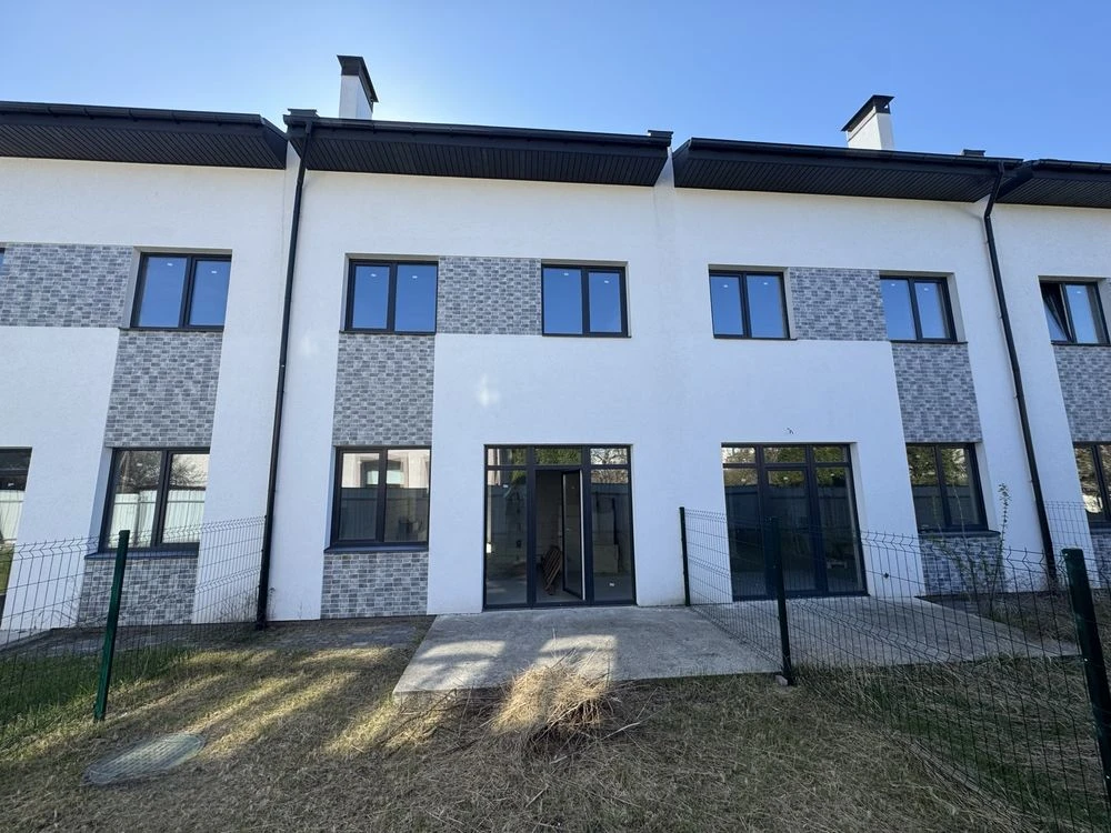 Продаж таунхауса 116м²+60 мансарда, 17кВт, Бровари, Зелена П