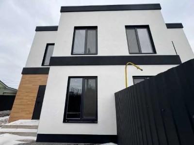 Продам сучасний дуплекс 120 м², 3 сотки, Бровари Торгмаш, бе