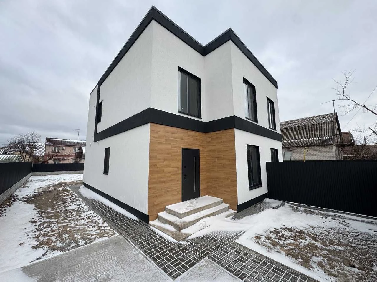Продам сучасний дуплекс 120 м², 3 сотки, Бровари Торгмаш, бе