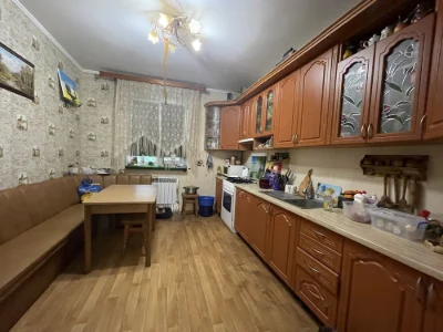 Продаж будинку.  Бровари вул. Киівська , Інтернат, фасад