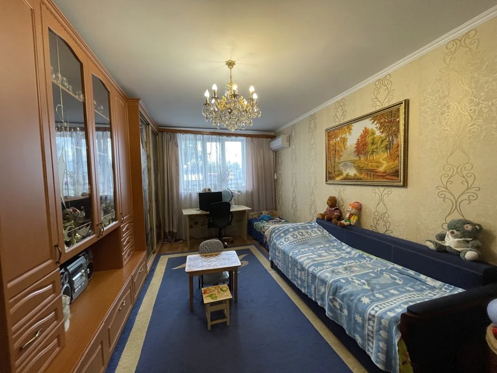 Продаж будинку.  Бровари вул. Киівська , Інтернат, фасад