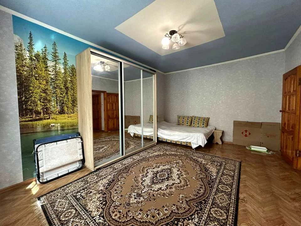 Квартира. Одесса, Михаила Комарова ул.