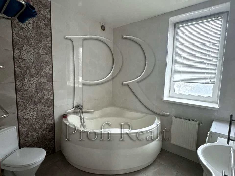 Будинок. Бровари, Покровська вул.