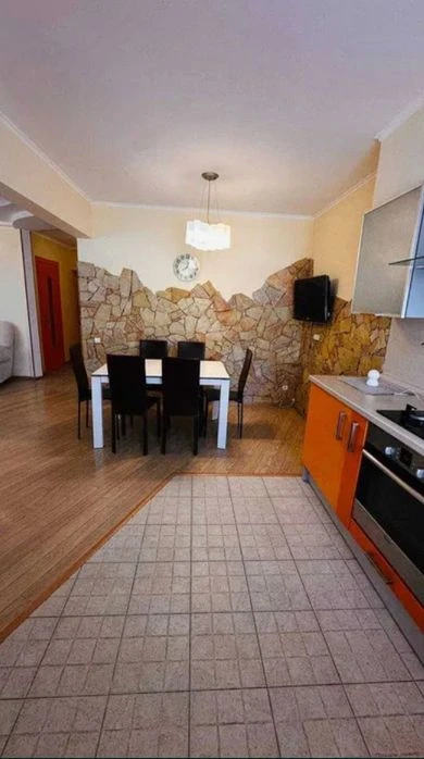 Продам 3к квартиру ул. Мандриковская 338