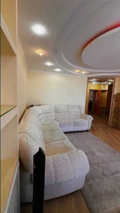Продам 3к квартиру ул. Мандриковская 338