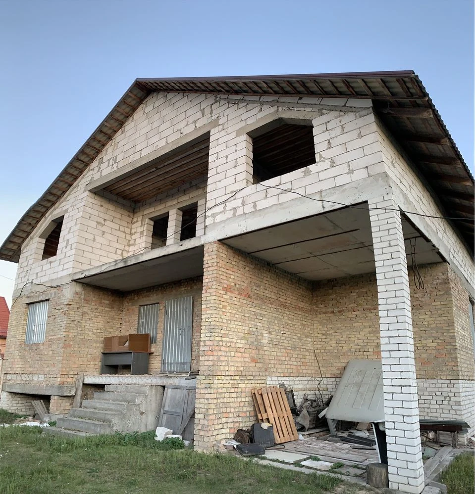 Будинок 300м2, 15 соток ділянка