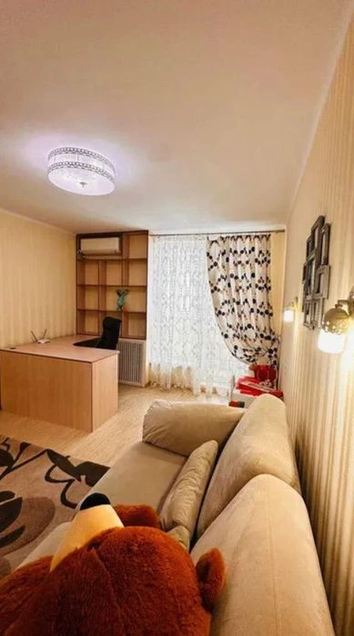 Продам 3к квартиру ул. Мандриковская 338