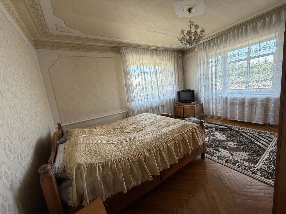 Продаж 2- поверхового будинку в м. Васильків