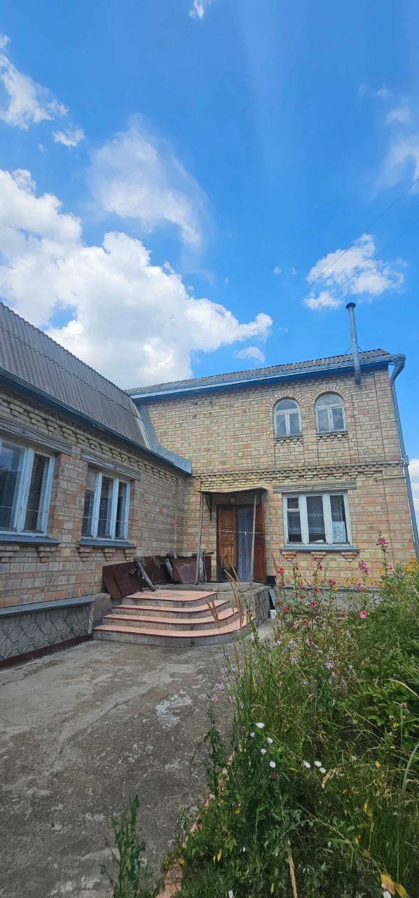 Продаж будинку Васильків