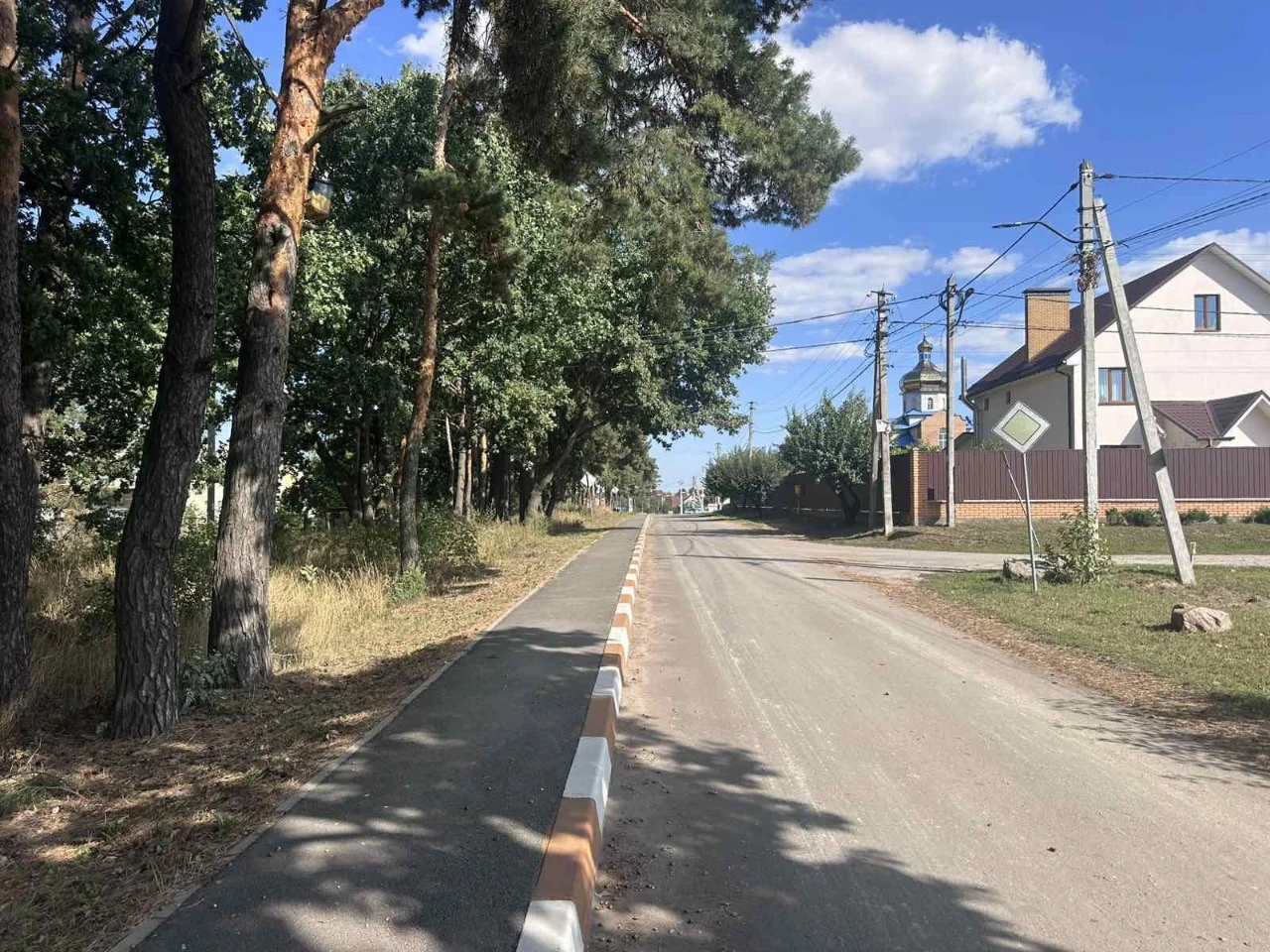 Продаж нового сучасного будинку для Вашої родини в мальовнич