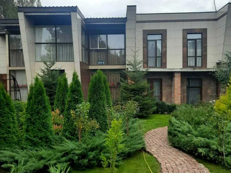 Будинок. Васильків, Депутатська