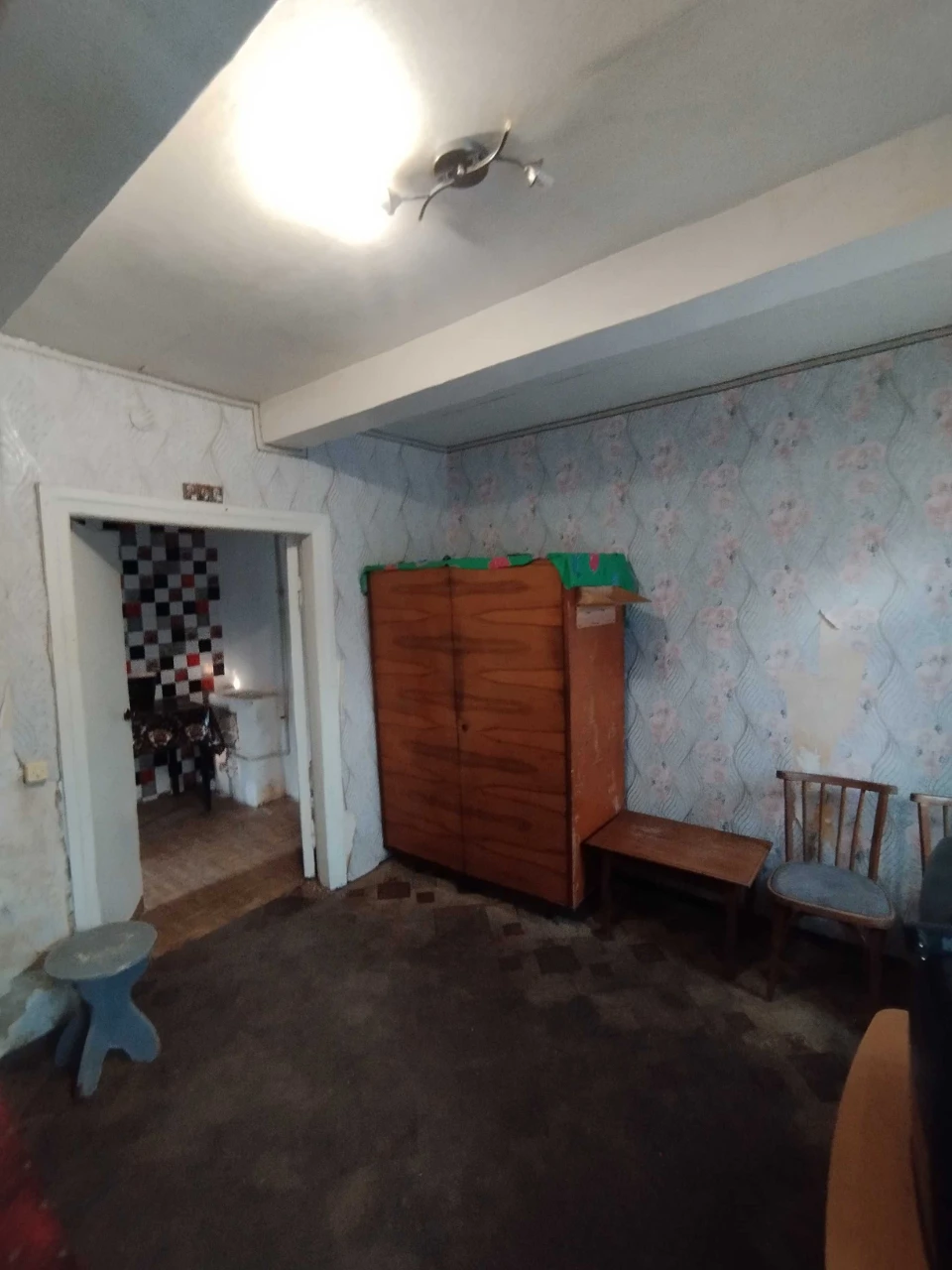Продам пів будинку