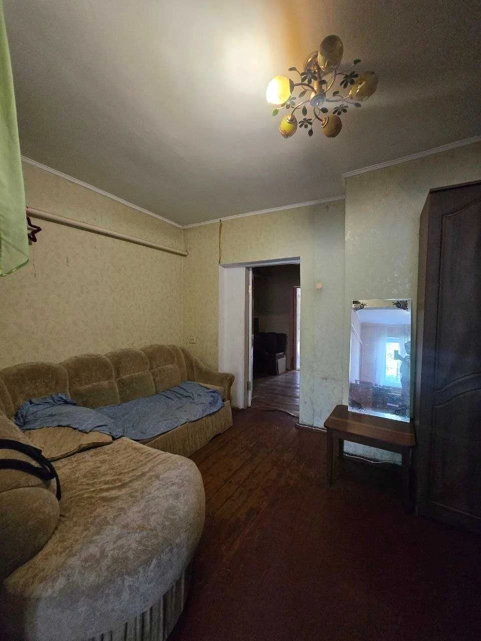 Продається будинок, розташований біля заправки ОККО.