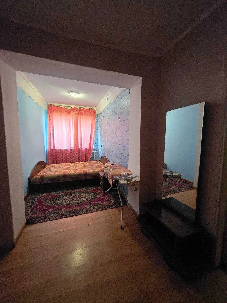 Продається будинок, розташований біля заправки ОККО.