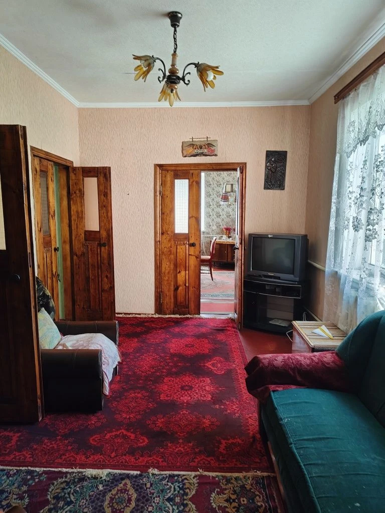 Продаж будинку 102 м² у м. Васильків – 14 соток, комунікації