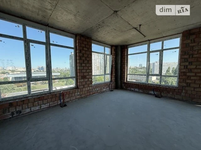 Sale of 2-room apartment 57.5 sq. m on Industrialnyi 27 • I